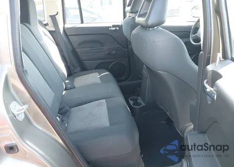 2008 Jeep Compass Sport z USA, uszkodzony, nr VIN 1J8FT47068D635994